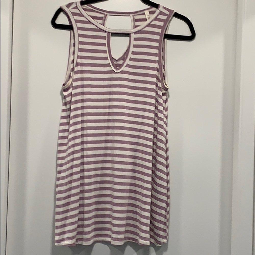 Small MTS purple and white striped keyhole tunic
